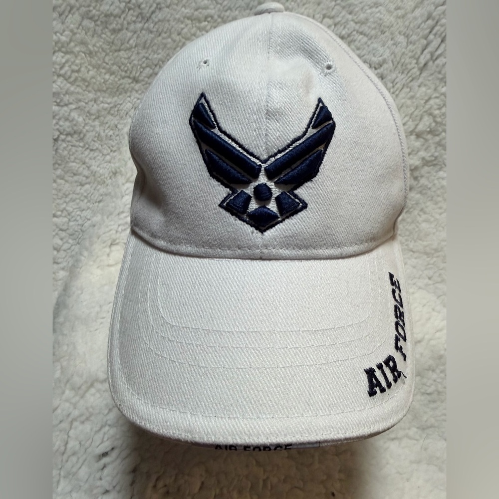 White w/Navy Blue Deluxe US Air Force Wing Low Profile Insignia Cap Velcro Close
